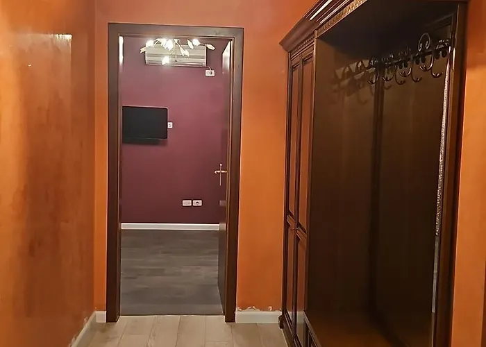 Spacious Modern In Prime Location تيرانا