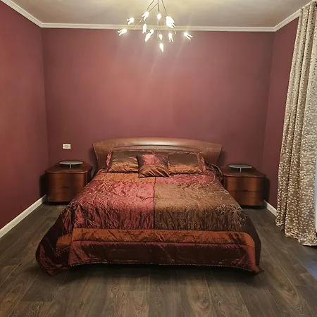 Lägenhet Spacious Modern In Prime Location